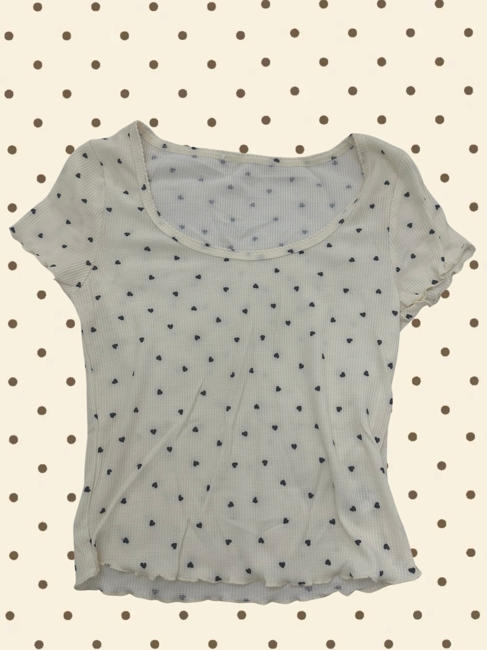 Women’s White Scoop Neck Short Sleeve Top with Navy Heart Print